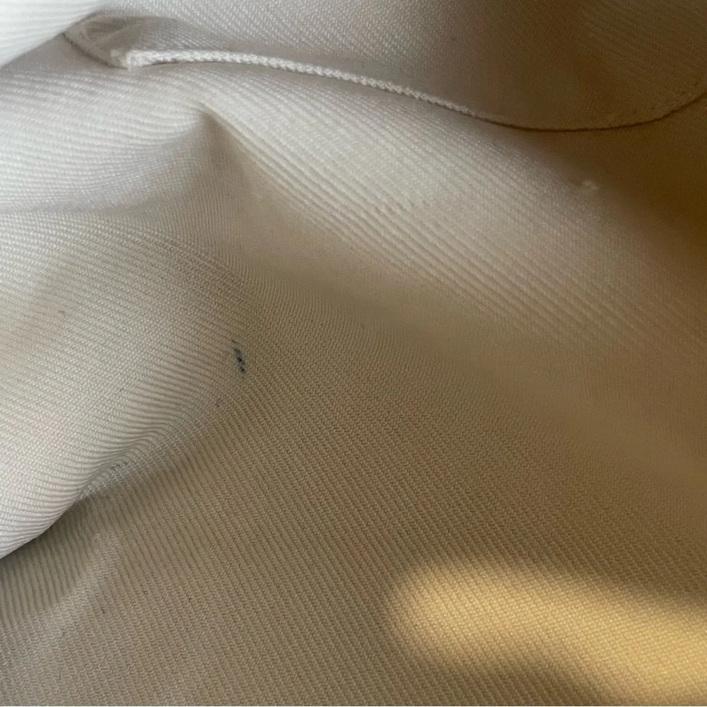 Cabi Chase Tote - Picture 7 of 8